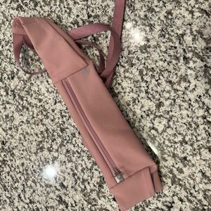 Lululemon Athletica Pink run belt with Adjustable Strap